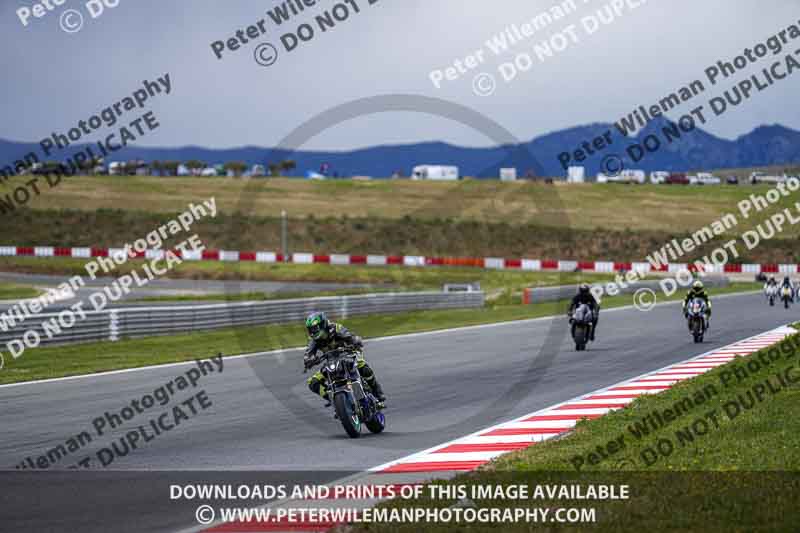 cadwell no limits trackday;cadwell park;cadwell park photographs;cadwell trackday photographs;enduro digital images;event digital images;eventdigitalimages;navarra;no limits trackdays;peter wileman photography;racing digital images;trackday digital images;trackday photos